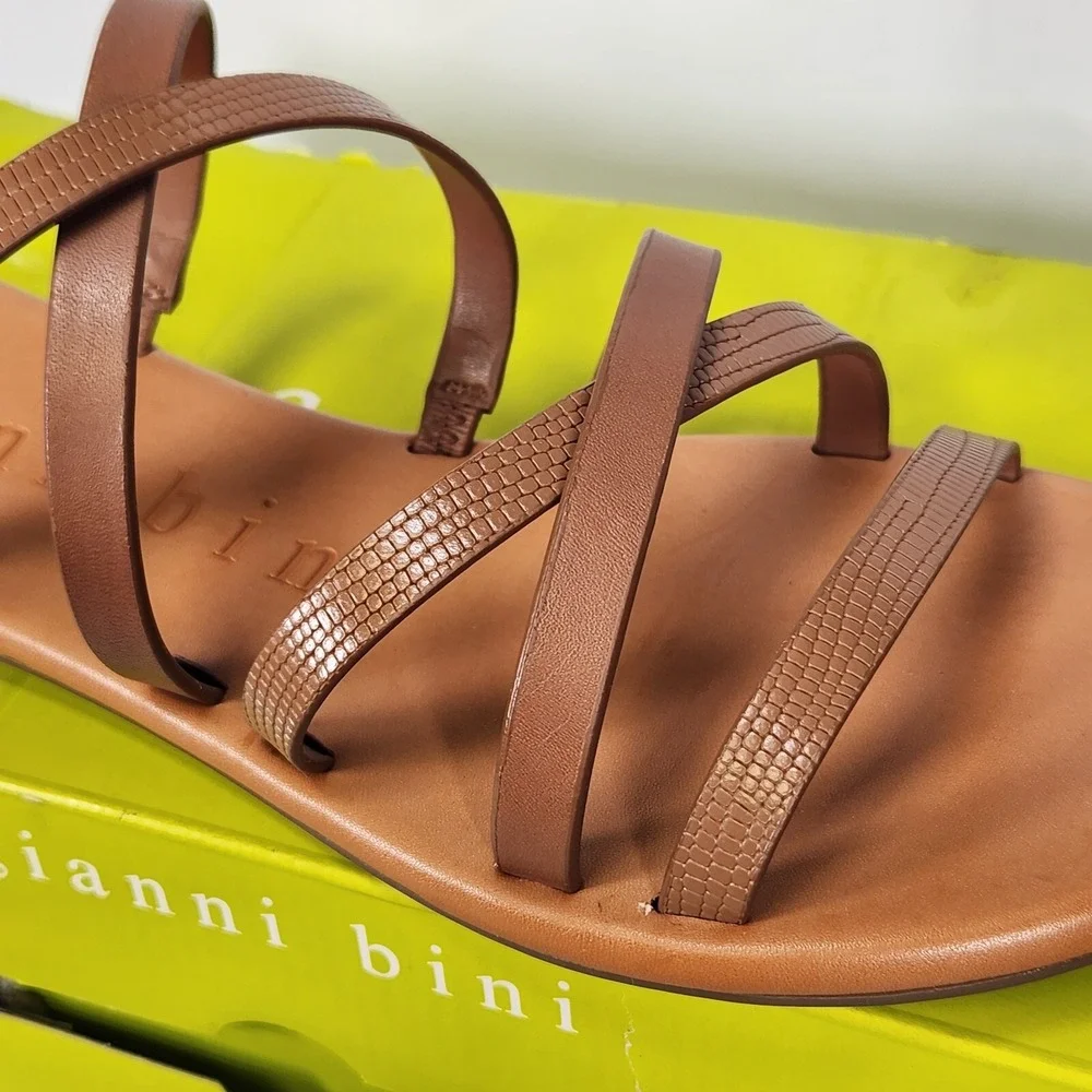 Gianni Bini Loreen Strappy Flat Sandals Vacay Tan Brown Women Size 11 M New - Picture 3 of 7